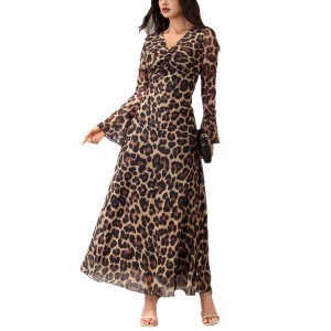 Leopard print long-sleeved dress