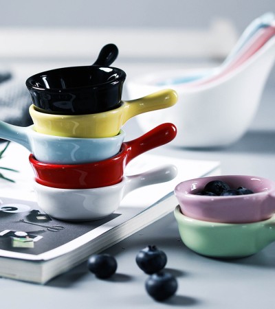 创意日式把手迷你小瓷碟调料酱醋碟酱料碟蘸料碟陶瓷调味碟子 创意日式把手迷你小瓷碟调料酱醋碟酱料碟蘸料碟陶瓷调味碟子