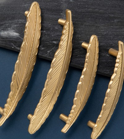 纯铜拉手橱柜羽毛金色衣柜门把手现代简约铜拉手高档橱门黄铜拉手 纯铜拉手橱柜羽毛金色衣柜门把手现代简约铜拉手高档橱门黄铜拉手