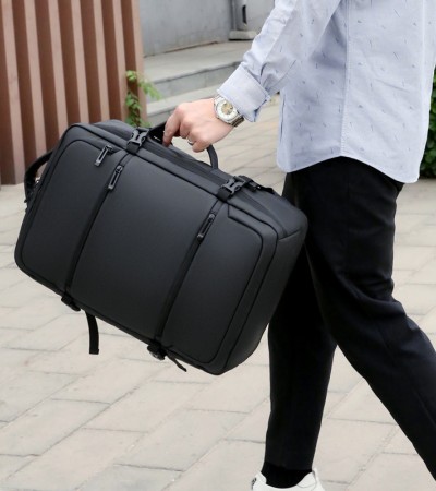 大容量多功能皮膜双肩背包男女防水充电手提两用商务旅行电脑背包 大容量多功能皮膜双肩背包男女防水充电手提两用商务旅行电脑背包